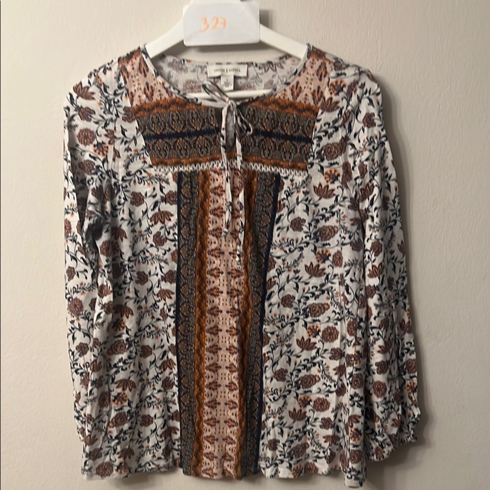 Vintage America Black and White 3/4 Sleeve Tunic with Bib Collar bohemian